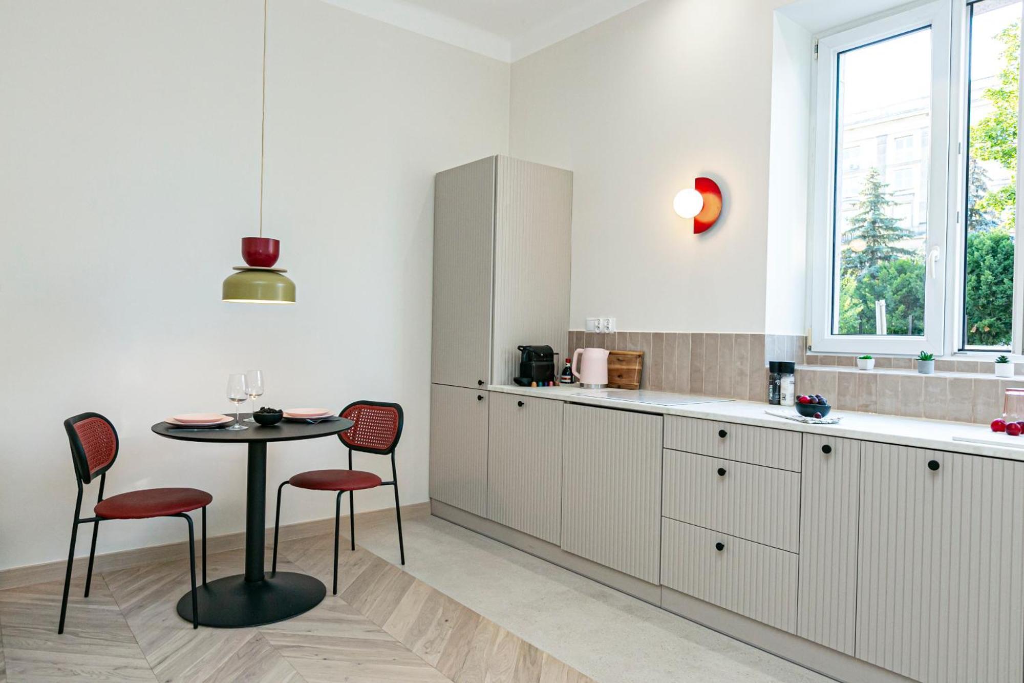 Rakowiecka - Bezplatny Parking - Free Parking - Stacja Metra 500M - Underground Station 500M Better Rental Warsaw Luaran gambar